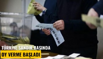Türkiye sandık başında: Oy verme başladı
