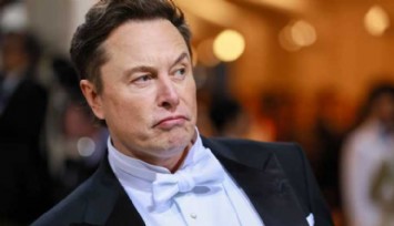 Elon Musk: WhatsApp'a güven olmaz