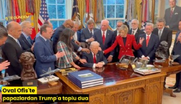 Oval Ofis'te papazlardan Trump'a toplu dua