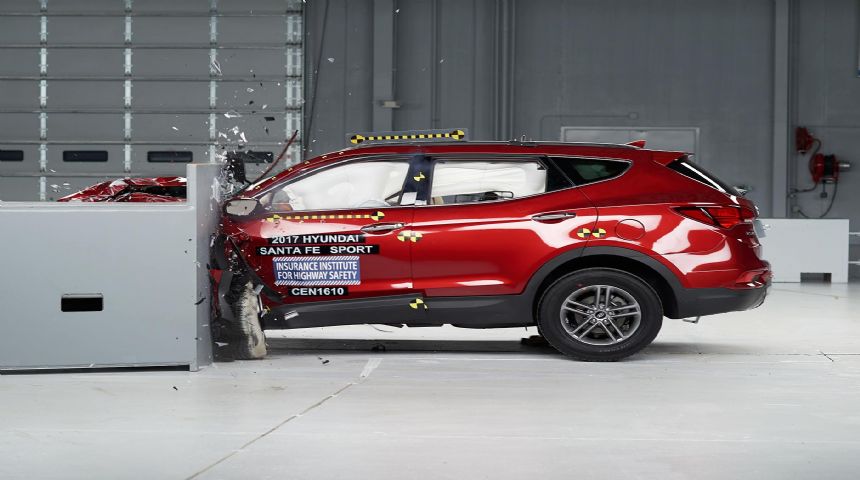 2017 Hyundai Santa Fe Sport çarpışma testi