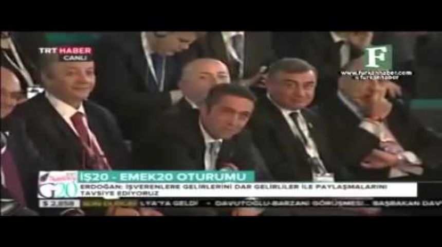 Ali Koç'un Cumhurbaşkanı Erdoğan'a gülmesi