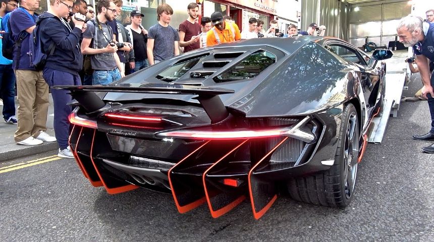 2.5 Milyon Dolarlık Lamborghini Centenario böyle teslim edildi