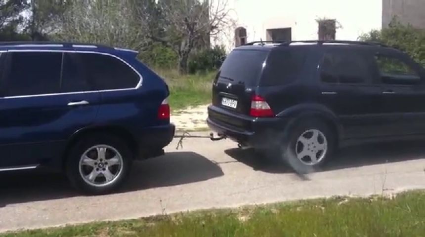 Mercedes mi, BMW mi! Kim galip geldi?