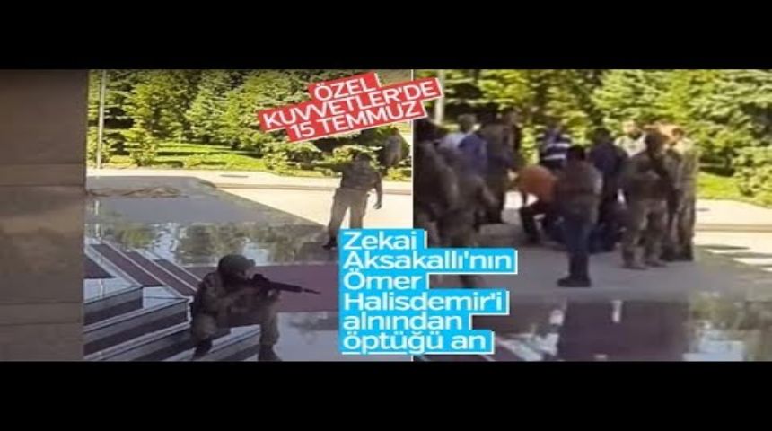 Zekai Aksakallı'nın ÖMER HALİSDEMİR'İ Alnından Öptüğü An